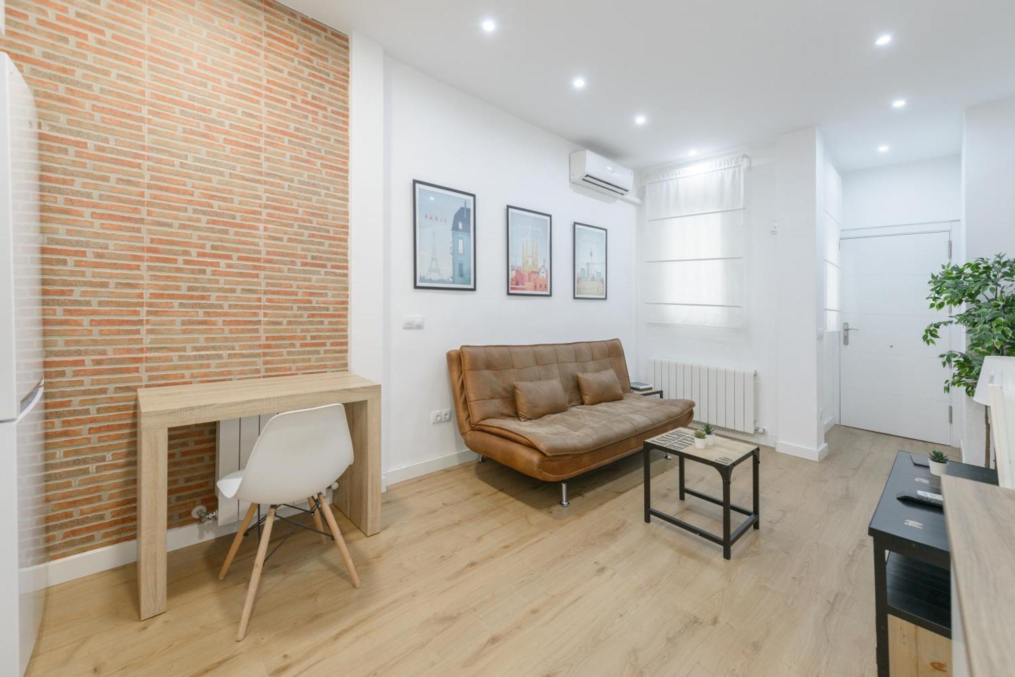 Avila Calle, Precioso Estudio En Santiago Bernabeu-Estrecho En Segundo Piso Sin Ascensor Apartment Madrid Exterior foto