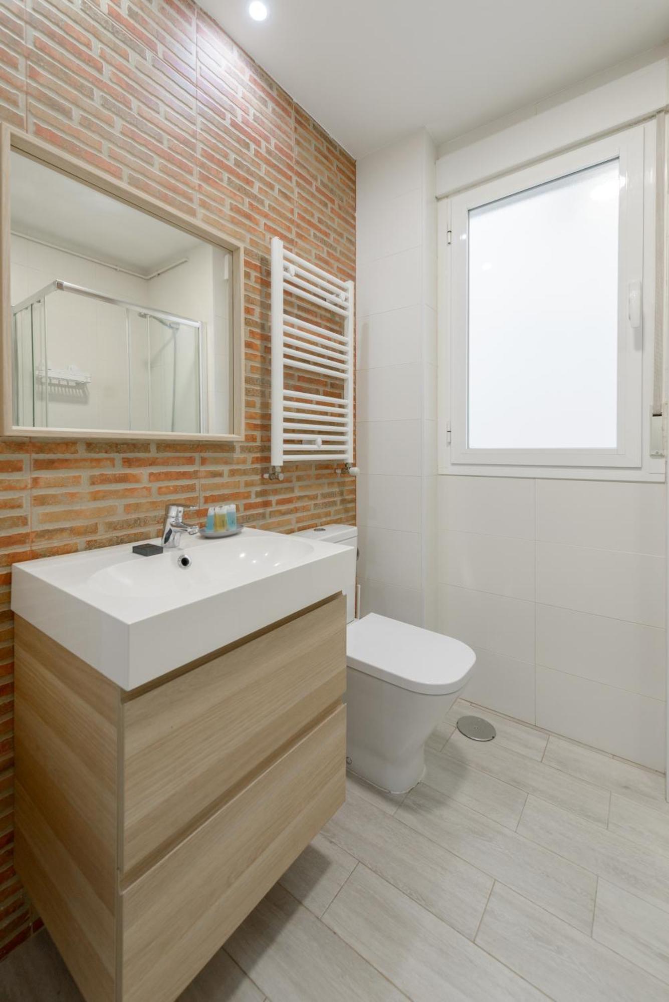 Avila Calle, Precioso Estudio En Santiago Bernabeu-Estrecho En Segundo Piso Sin Ascensor Apartment Madrid Exterior foto